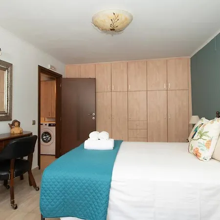 Coast Horizon 公寓