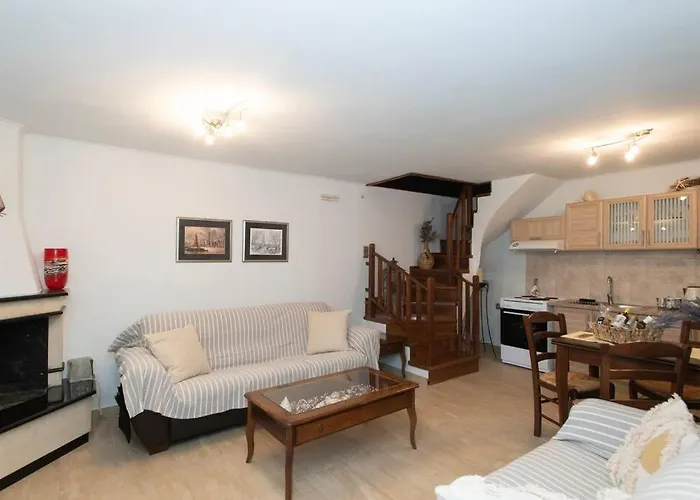 Coast Horizon Romanu